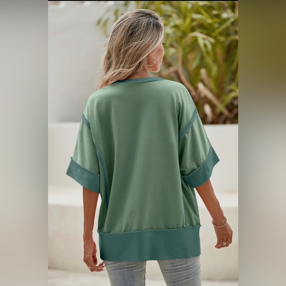 NWT Green Boutique Top - Picture 2 of 3